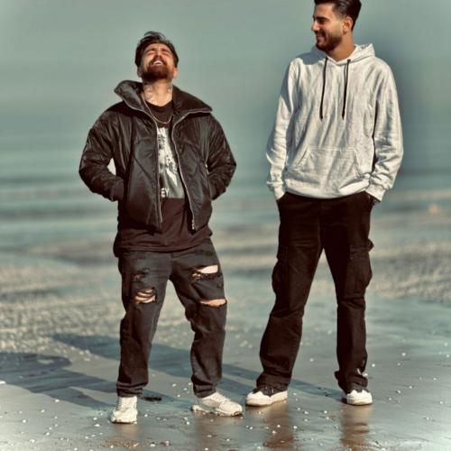 ماهان خادمی زیبای ابرو مشکی پیر وومه پای تو