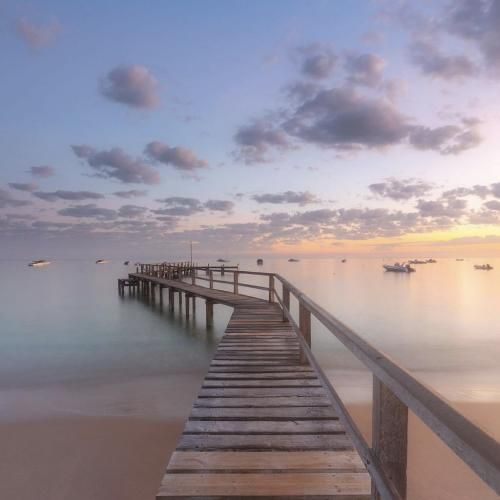 بگو چه قشنگه تنهایی قلبم از شیشه با صدای دختر