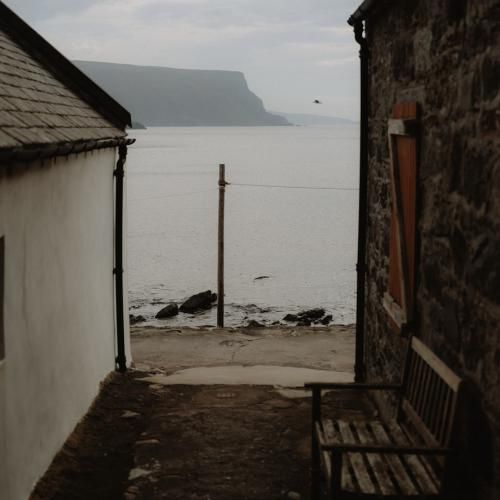 با من از عشقت حرف نزن با صدای پسر ورژن گیتار