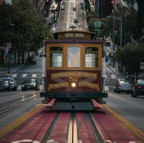 تویی که با من همصدایی تو رفیقی تو با وفایی