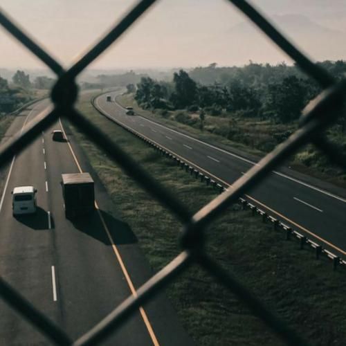 توی این شب های سرد میدونم فردایی هست