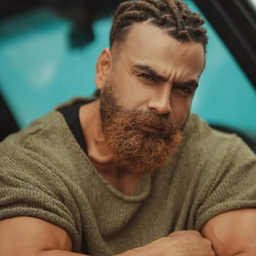 معین زد پایم باش بمونیم کنار هم جایی نریم