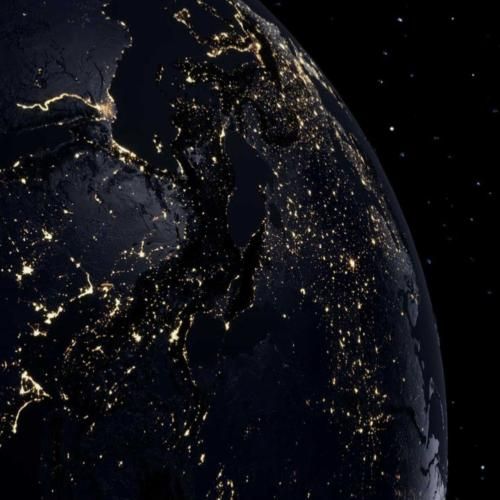 تو دنیا فقط با تو عشق میکنم