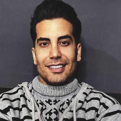 فرشاد آزادی خوشتیپ