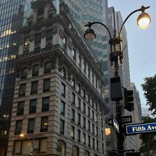 یه روزی میرم و میکنم فرار پاهام مثل دلت نداره قرار