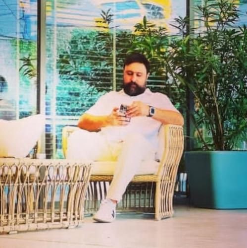 محمد علیزاده دیر کردی (هوش مصنوعی)